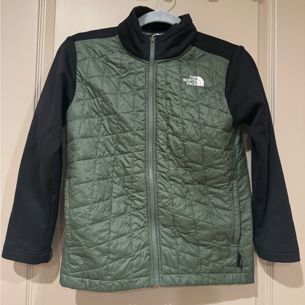 The North Face kids' puffer jacket - green and black - Youth Medium 10/12